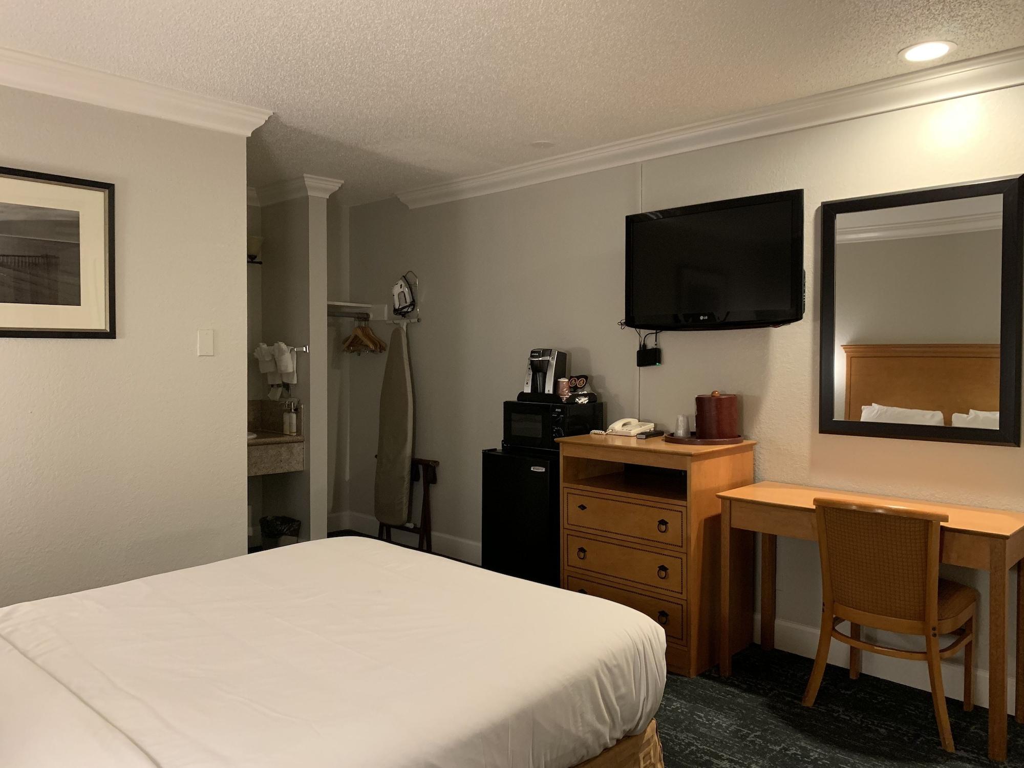 Stargazer Inn And Suites Μοντερέι Εξωτερικό φωτογραφία