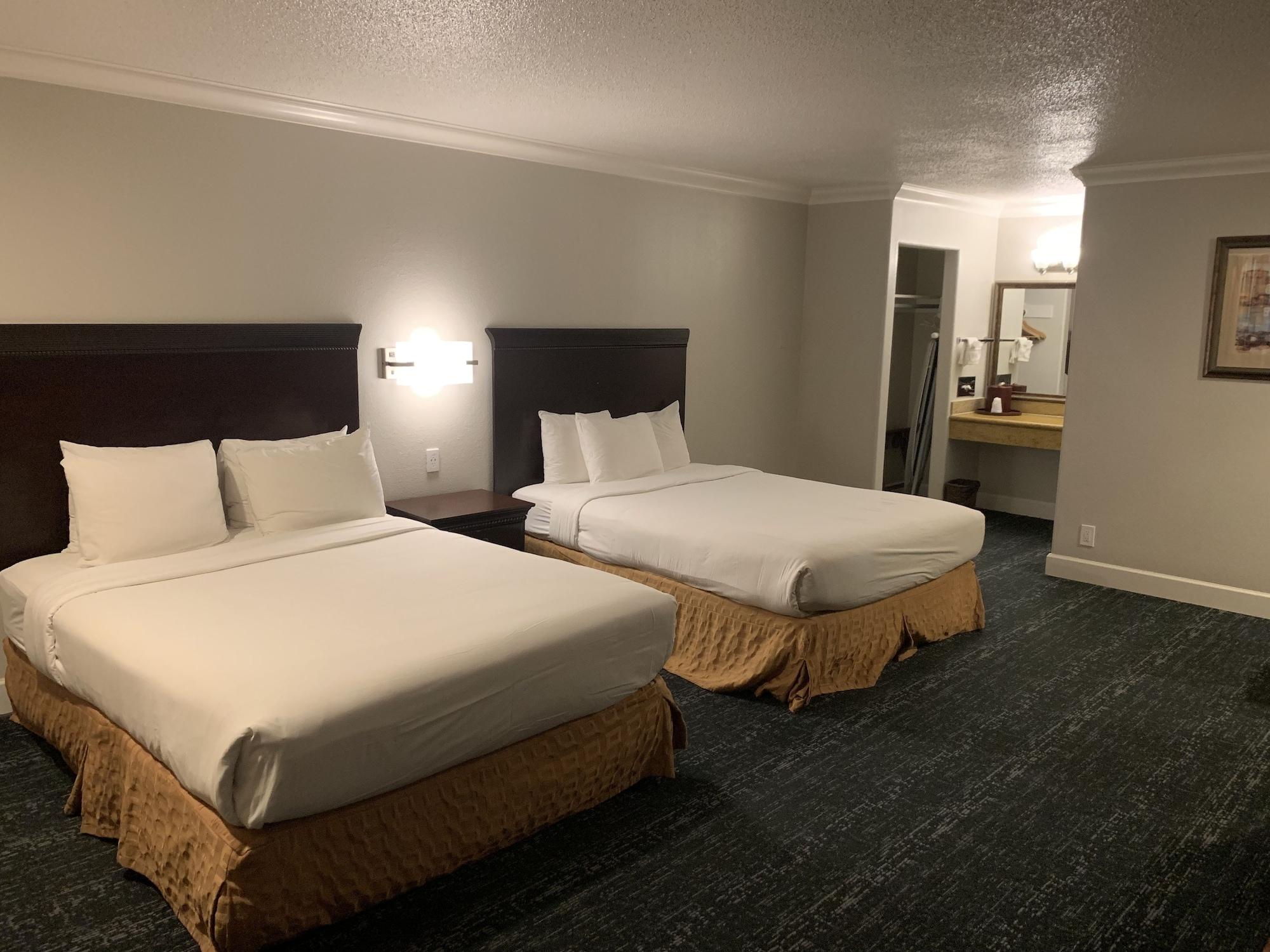 Stargazer Inn And Suites Μοντερέι Εξωτερικό φωτογραφία
