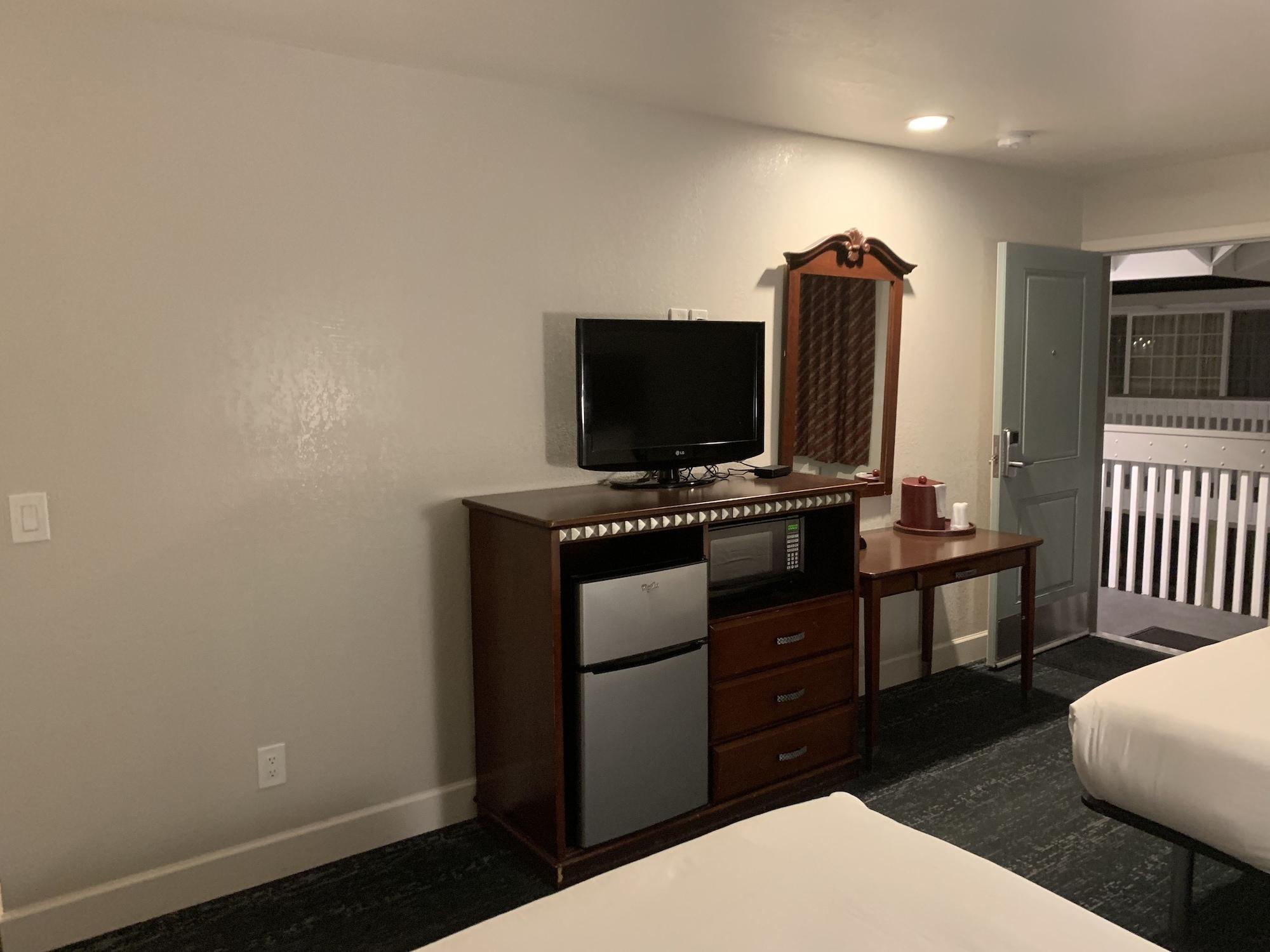 Stargazer Inn And Suites Μοντερέι Εξωτερικό φωτογραφία
