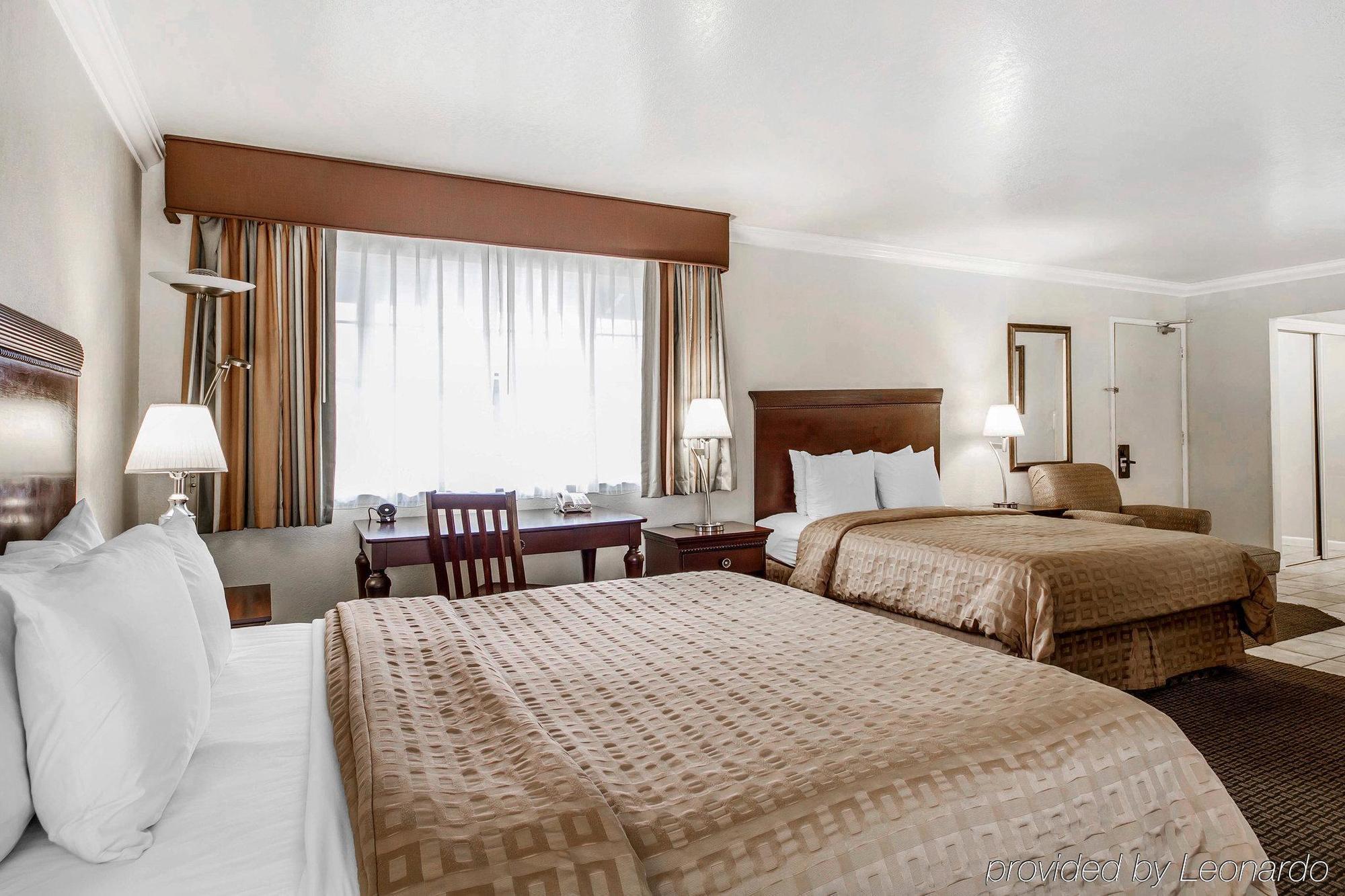 Stargazer Inn And Suites Μοντερέι Εξωτερικό φωτογραφία