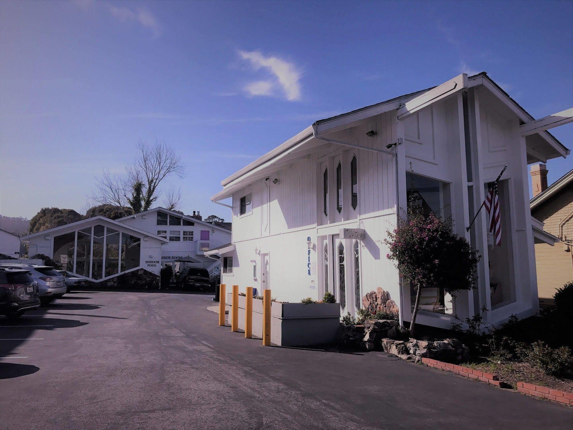 Stargazer Inn And Suites Μοντερέι Εξωτερικό φωτογραφία