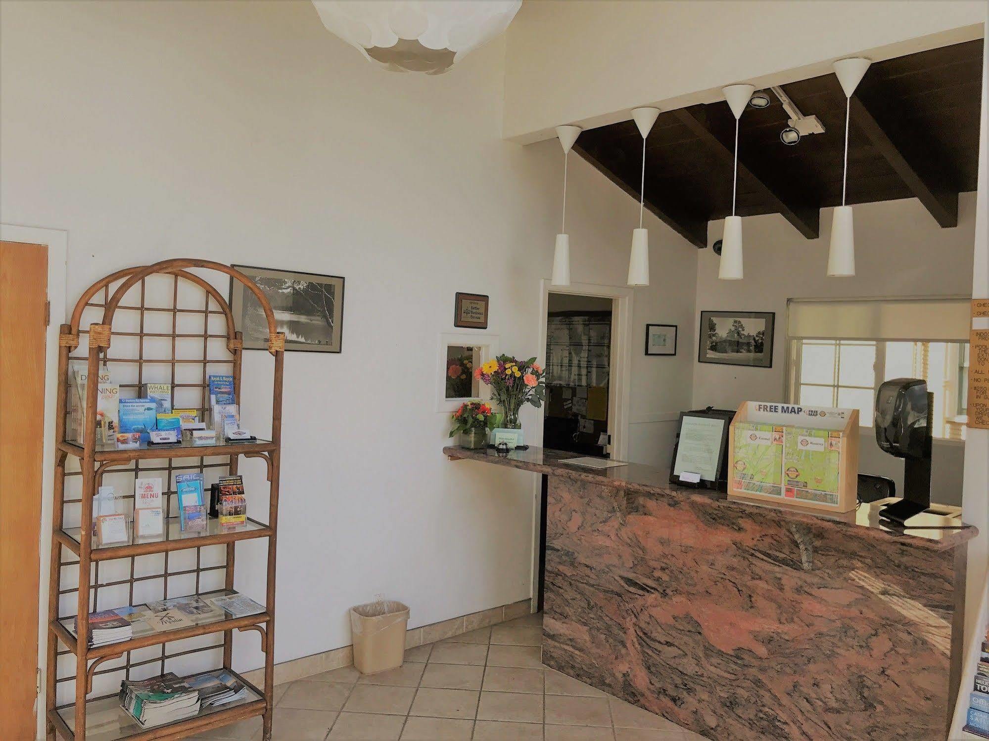 Stargazer Inn And Suites Μοντερέι Εξωτερικό φωτογραφία