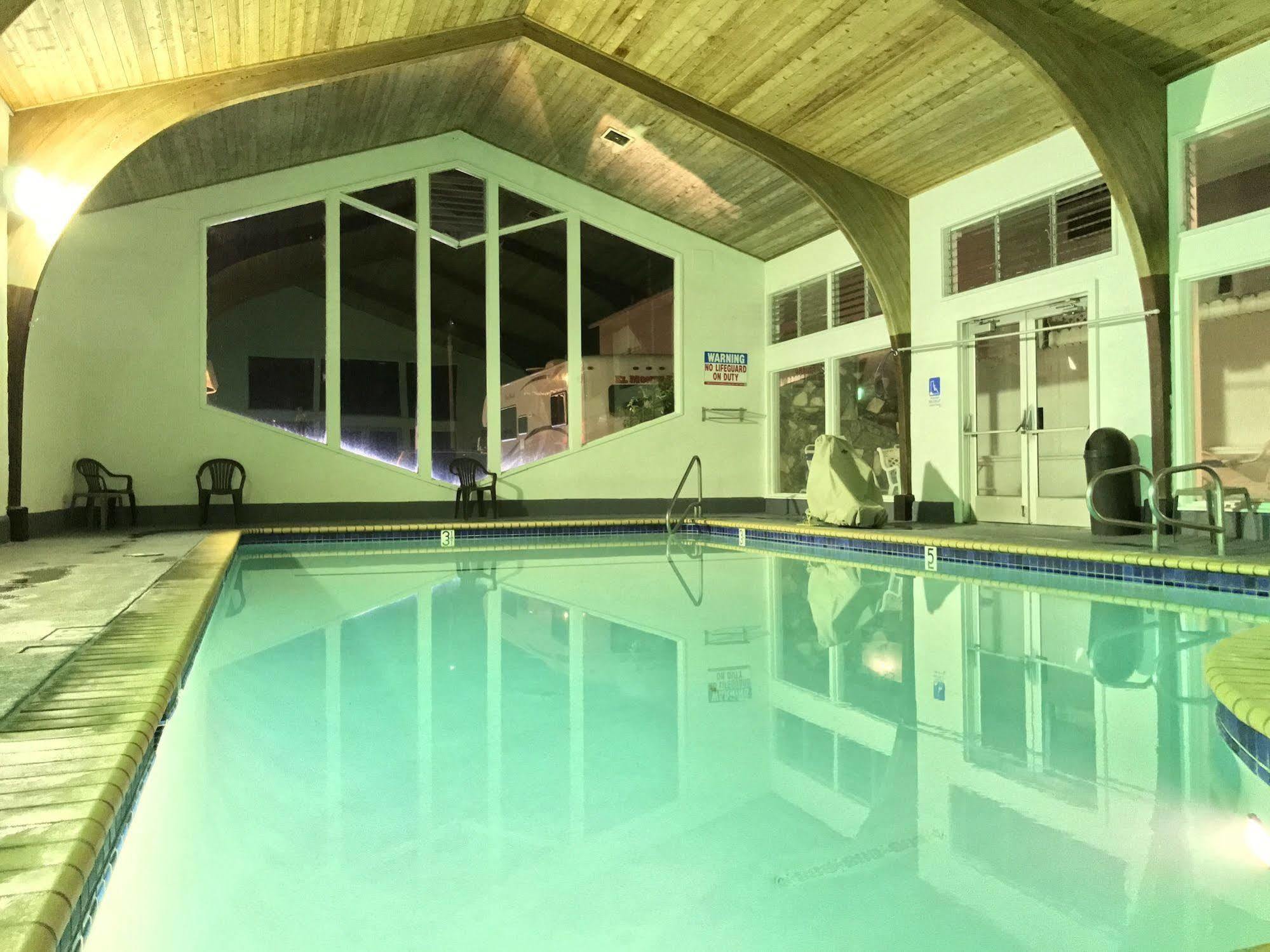 Stargazer Inn And Suites Μοντερέι Εξωτερικό φωτογραφία